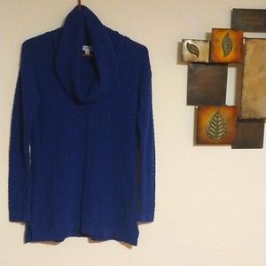 Thick loose blue knit long waisted sweater top size S